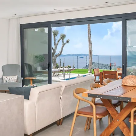 Вилла Aktuerk *